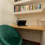 Mokotow Unique & Pet-friendly By Renters Apartmán